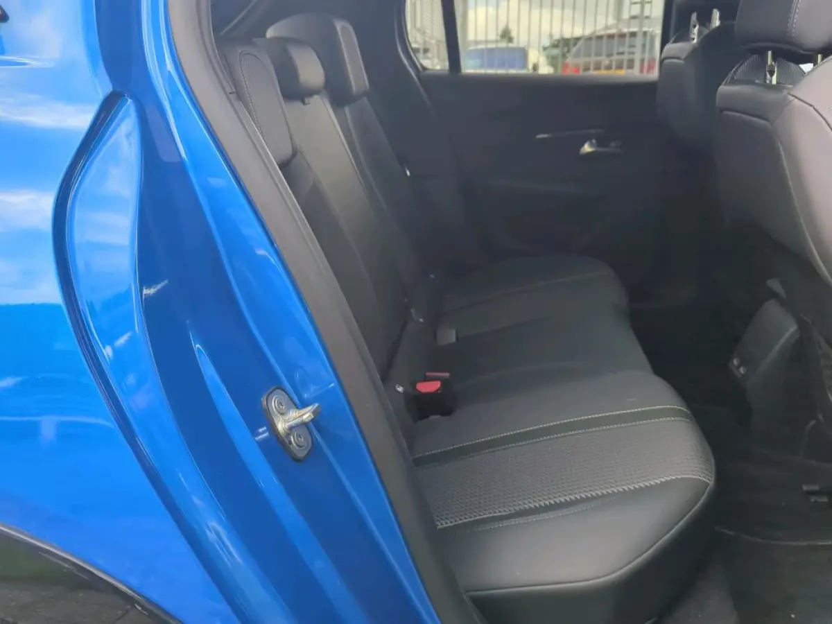 EV GT 350 50 kWh | Fase 3 laden | Panoramadak | Navigatie | Camera | Apple carplay | NL auto | Full LED |
