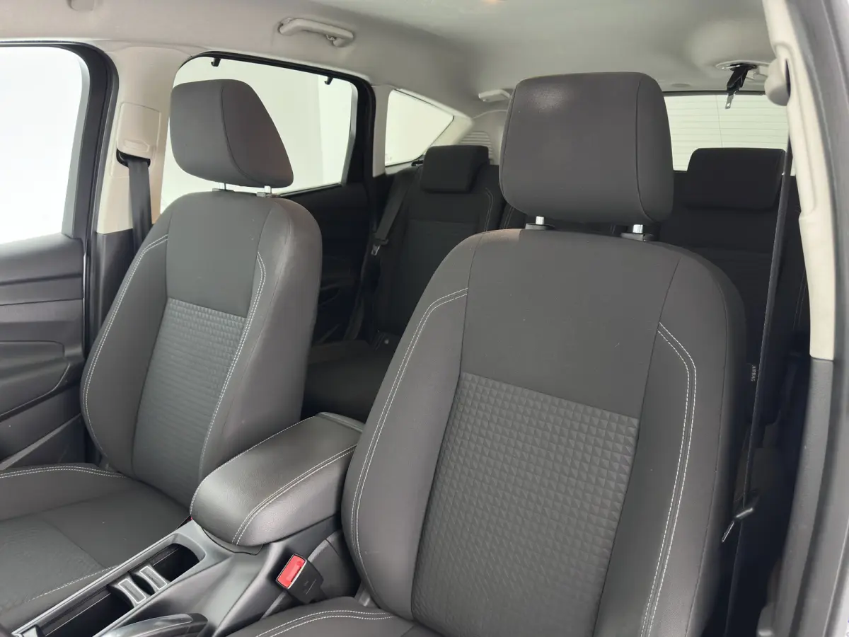 1.5 TDCi Titanium *NAVI-FULLMAP | HEATED-COMFORTSEATS | FORD-SYNC3 AUDIO | ECC | KEYLESS | CAMERA | PDC | CRUISE | PRIVACYGLASS | 16''ALU*