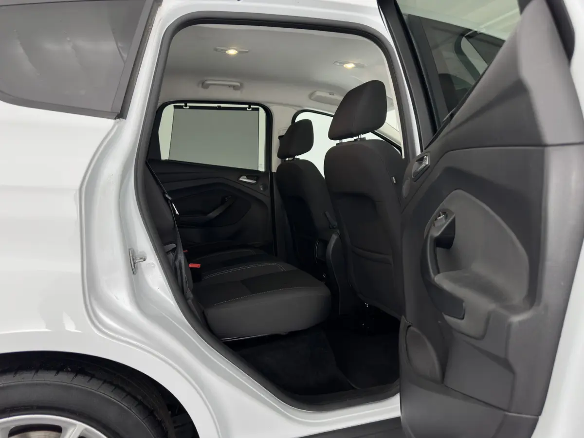 1.5 TDCi Titanium *NAVI-FULLMAP | HEATED-COMFORTSEATS | FORD-SYNC3 AUDIO | ECC | KEYLESS | CAMERA | PDC | CRUISE | PRIVACYGLASS | 16''ALU*