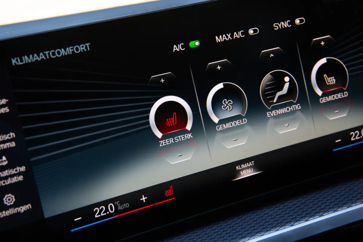 330e M-Sport , Adap. cruise, Stuur/stoelverwarming, Laser