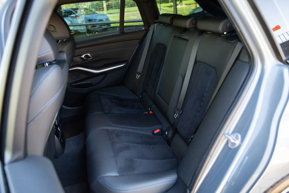 330e M-Sport , Adap. cruise, Stuur/stoelverwarming, Laser