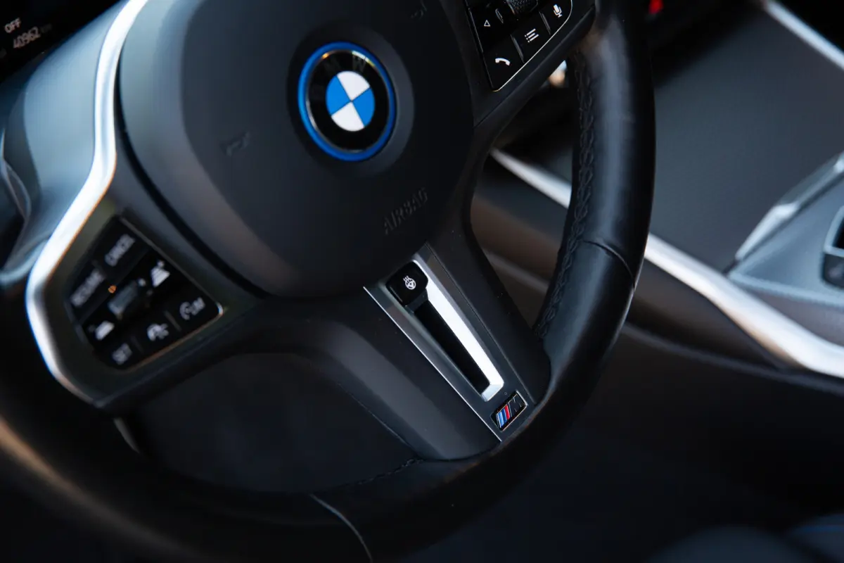 330e M-Sport , Adap. cruise, Stuur/stoelverwarming, Laser