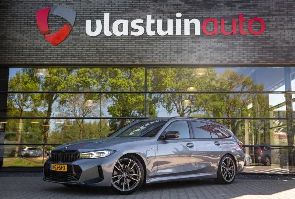 330e M-Sport , Adap. cruise, Stuur/stoelverwarming, Laser