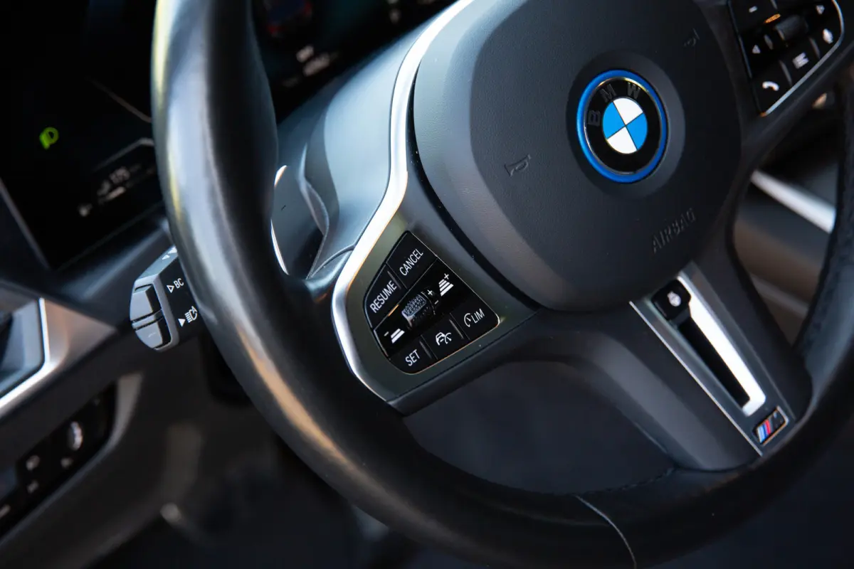 330e M-Sport , Adap. cruise, Stuur/stoelverwarming, Laser