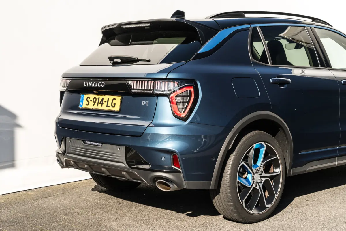 1.5 Plug-in Hybrid 262 Pk | Panoramadak | 75 km Elektrisch | 360 Camera | Full Map Navi | NL Auto | 20 inch. LMV | 1e eigenaar