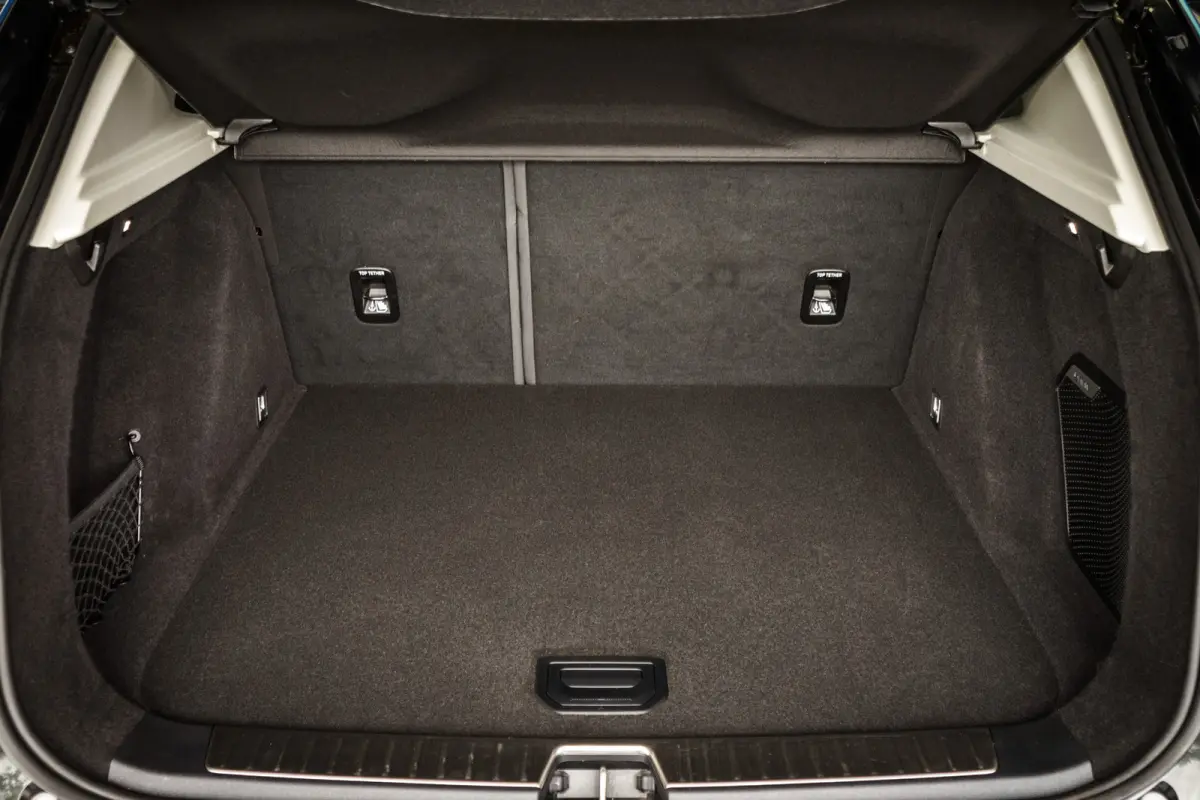 1.5 Plug-in Hybrid 262 Pk I Panoramadak I 75 km Elektrisch I 360 Camera I Infinity Audio I Full Map Navi I NL Auto I 20 inch. LMV l 1e eigenaar