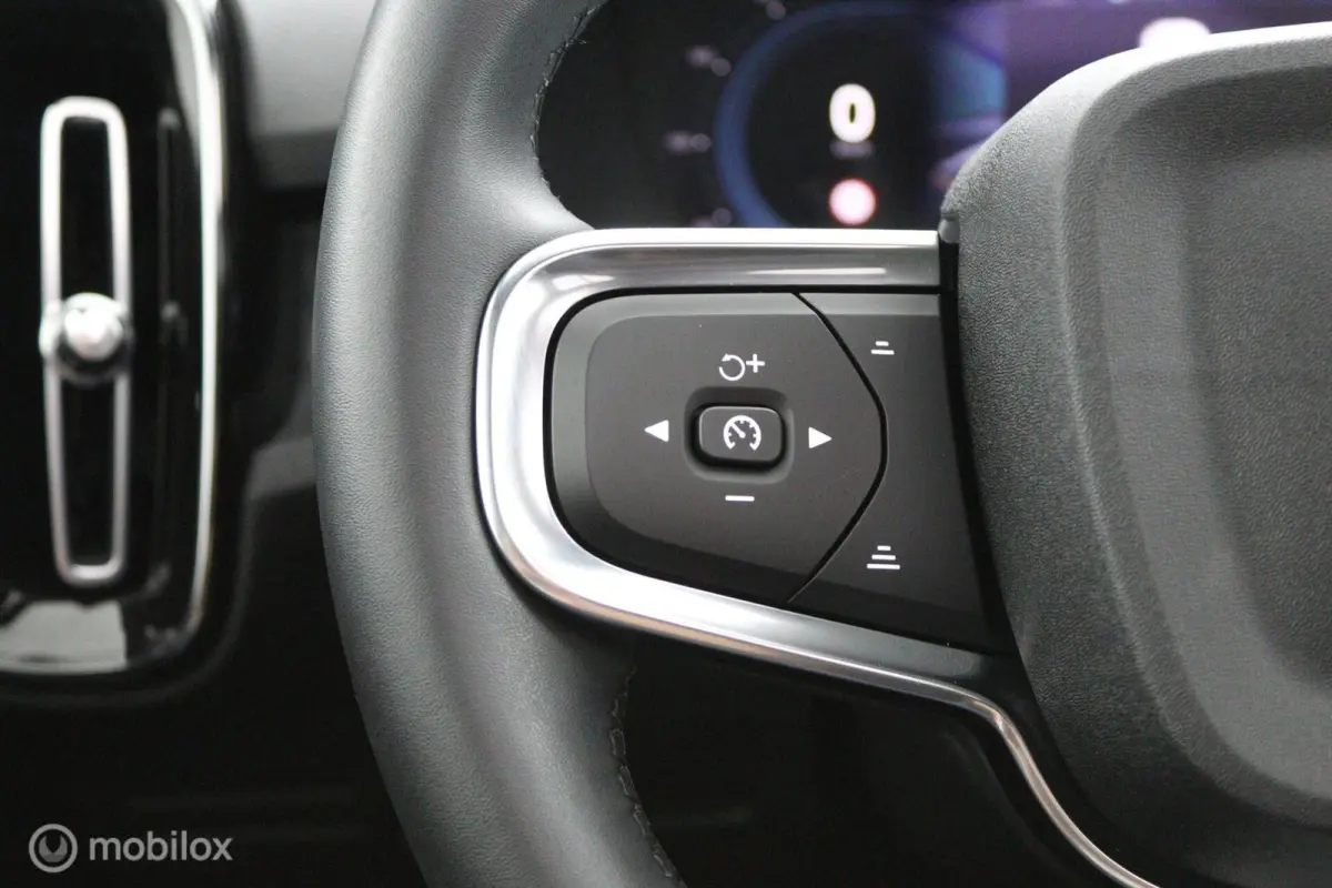 Pro | | 360° CAMERA | ADAPTIVE CRUISE | HARMAN KARDON