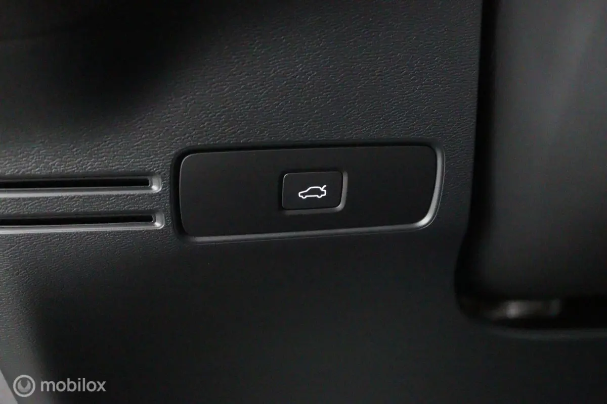 Pro | | 360° CAMERA | ADAPTIVE CRUISE | HARMAN KARDON