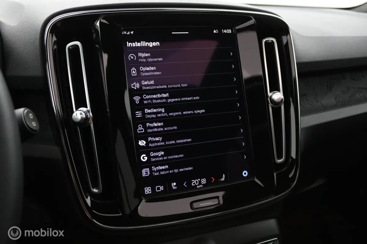 Pro | | 360° CAMERA | ADAPTIVE CRUISE | HARMAN KARDON