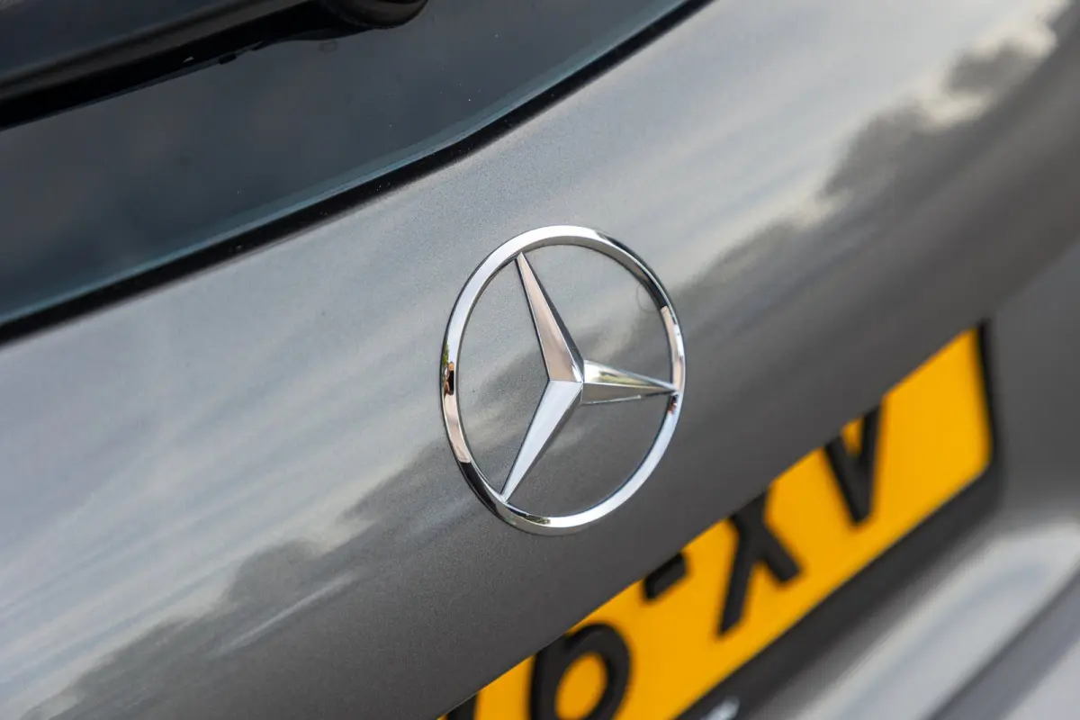 180 Prestige Automaat I Panoramadak I AMG Styling I Led I Camera I Stoelverwarming I Zeer netjes