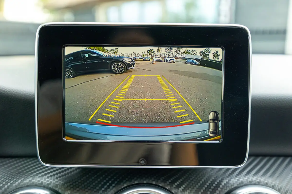 180 Prestige Automaat I Panoramadak I AMG Styling I Led I Camera I Stoelverwarming I Zeer netjes