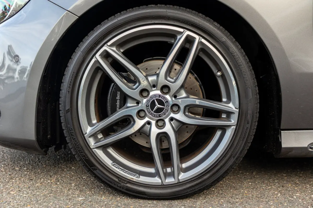 180 Prestige Automaat I Panoramadak I AMG Styling I Led I Camera I Stoelverwarming I Zeer netjes