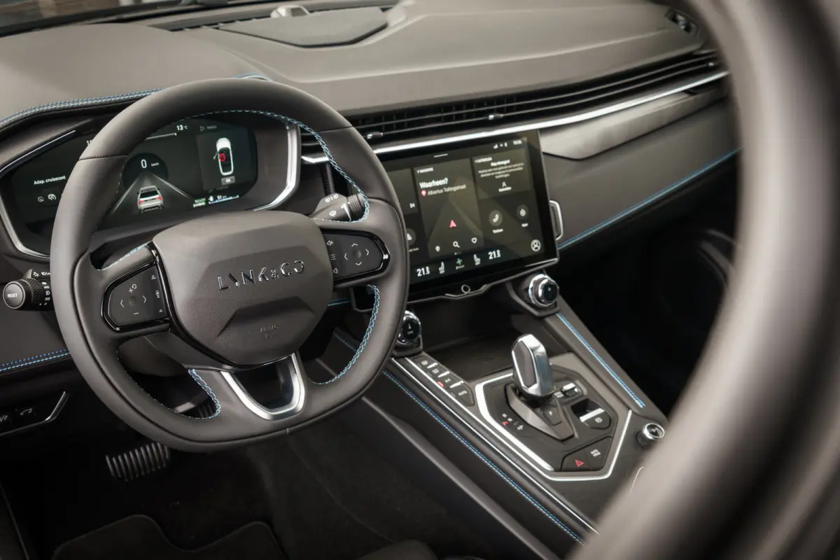 1.5 Plug-in Hybrid 262 Pk I Zwarte Hemel I Panoramadak I 75 km Elektrisch I 360 Camera I Infinity Audio I Full Map Navi I NL Auto I 20 inch. LMV l 1e eigenaar