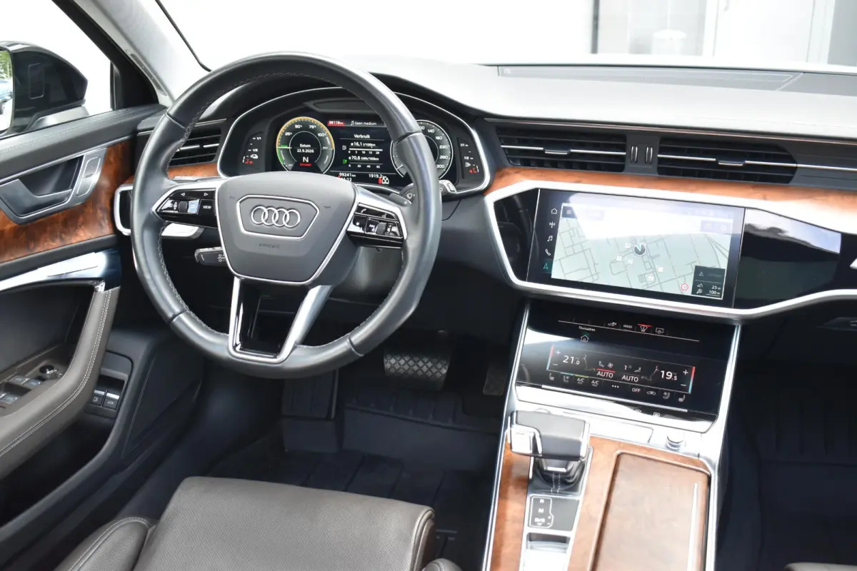 50 TFSI e quattro Business edition