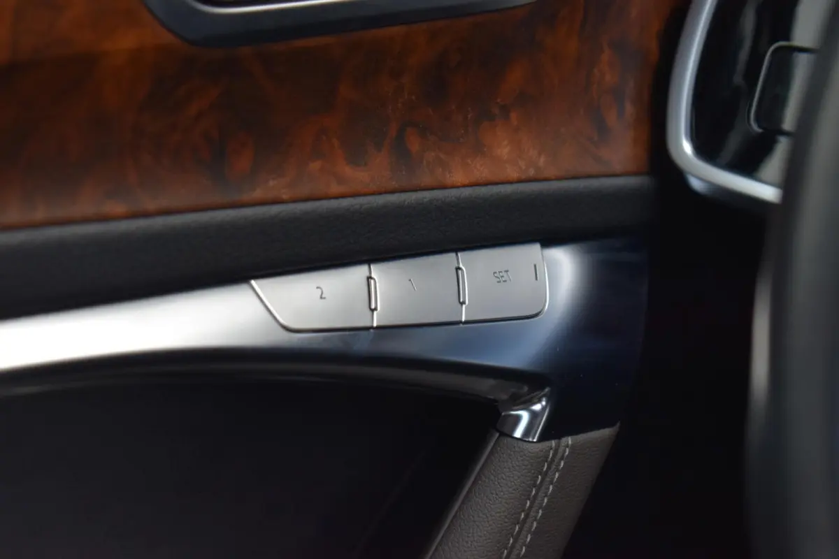 50 TFSI e quattro Business edition