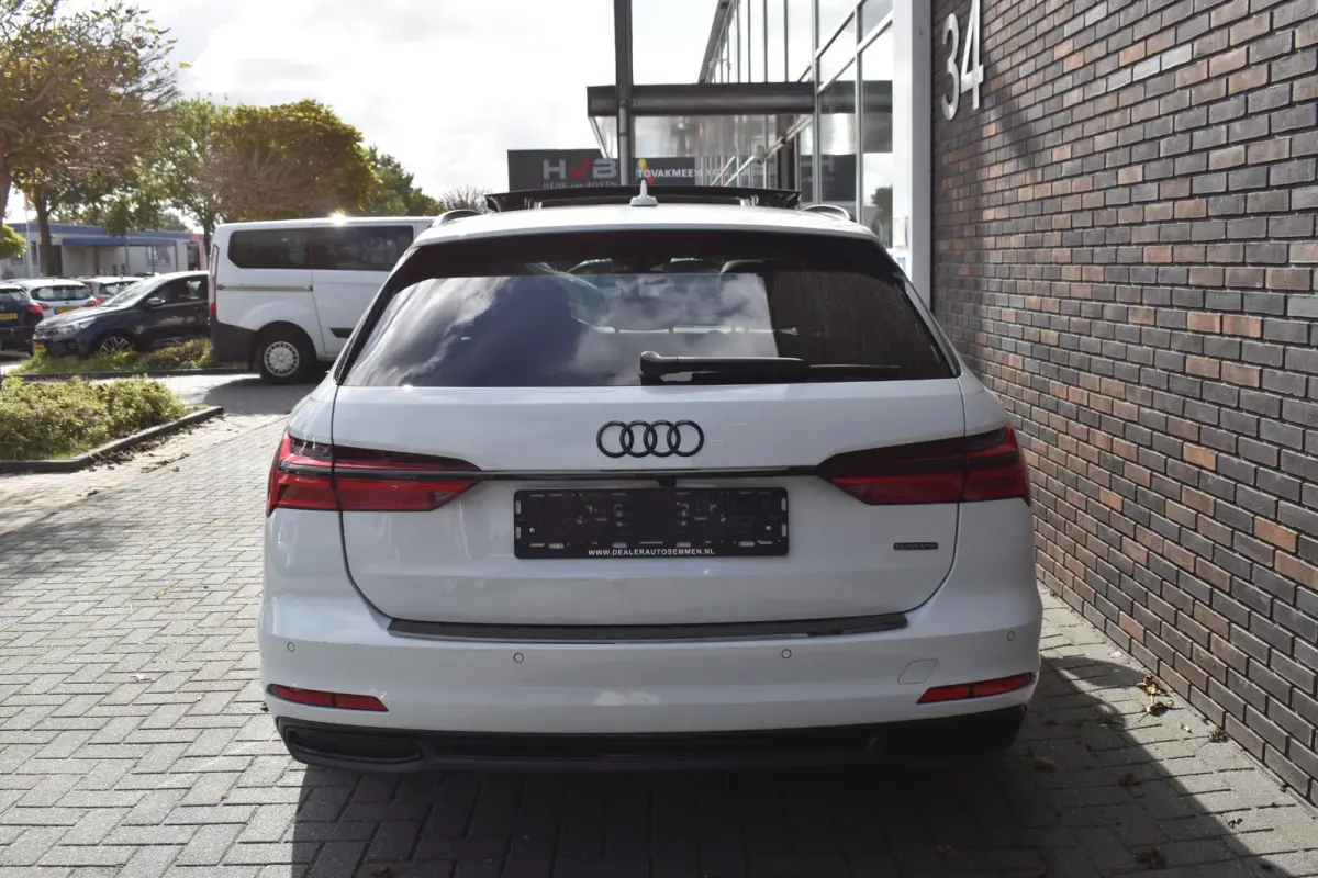 50 TFSI e quattro Business edition