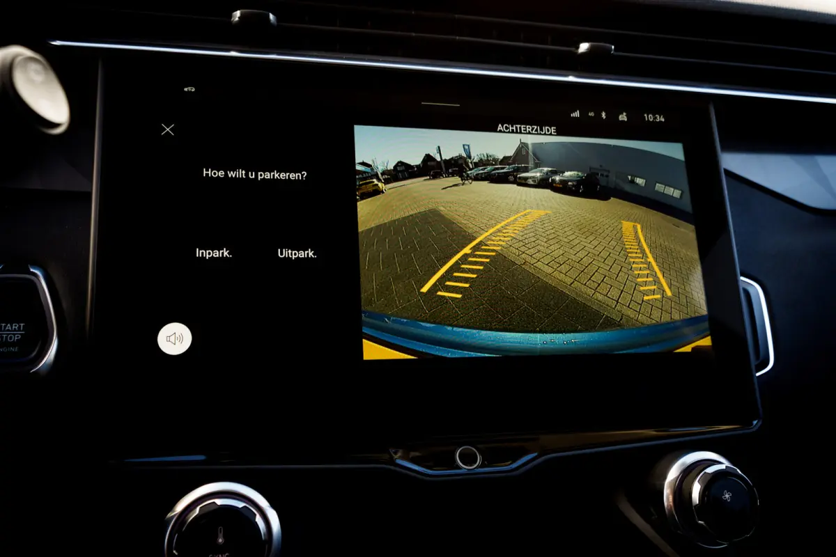 1.5 Plug-in Hybrid 262 Pk I Black Pack | 360 Camera | Panoramadak I 75 km Elektrisch I Infinity Audio Full Map Navi I NL Auto I 20 inch. LMV l 1e eigenaar