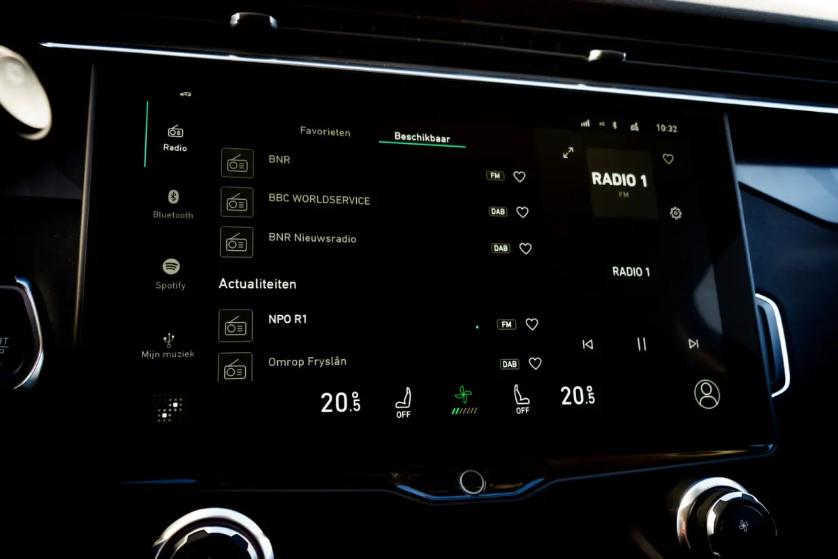 1.5 Plug-in Hybrid 262 Pk I 360 Camera | Panoramadak I 75 km Elektrisch I I Infinity Audio Full Map Navi I NL Auto I 20 inch. LMV l 1e eigenaar
