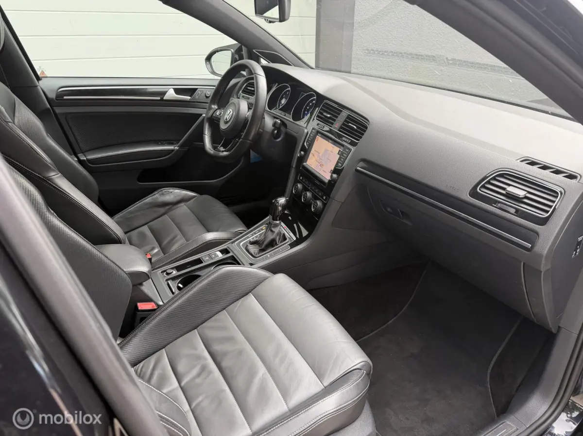 2.0 TSI R 4Motion / Pano / Leer / Memory /