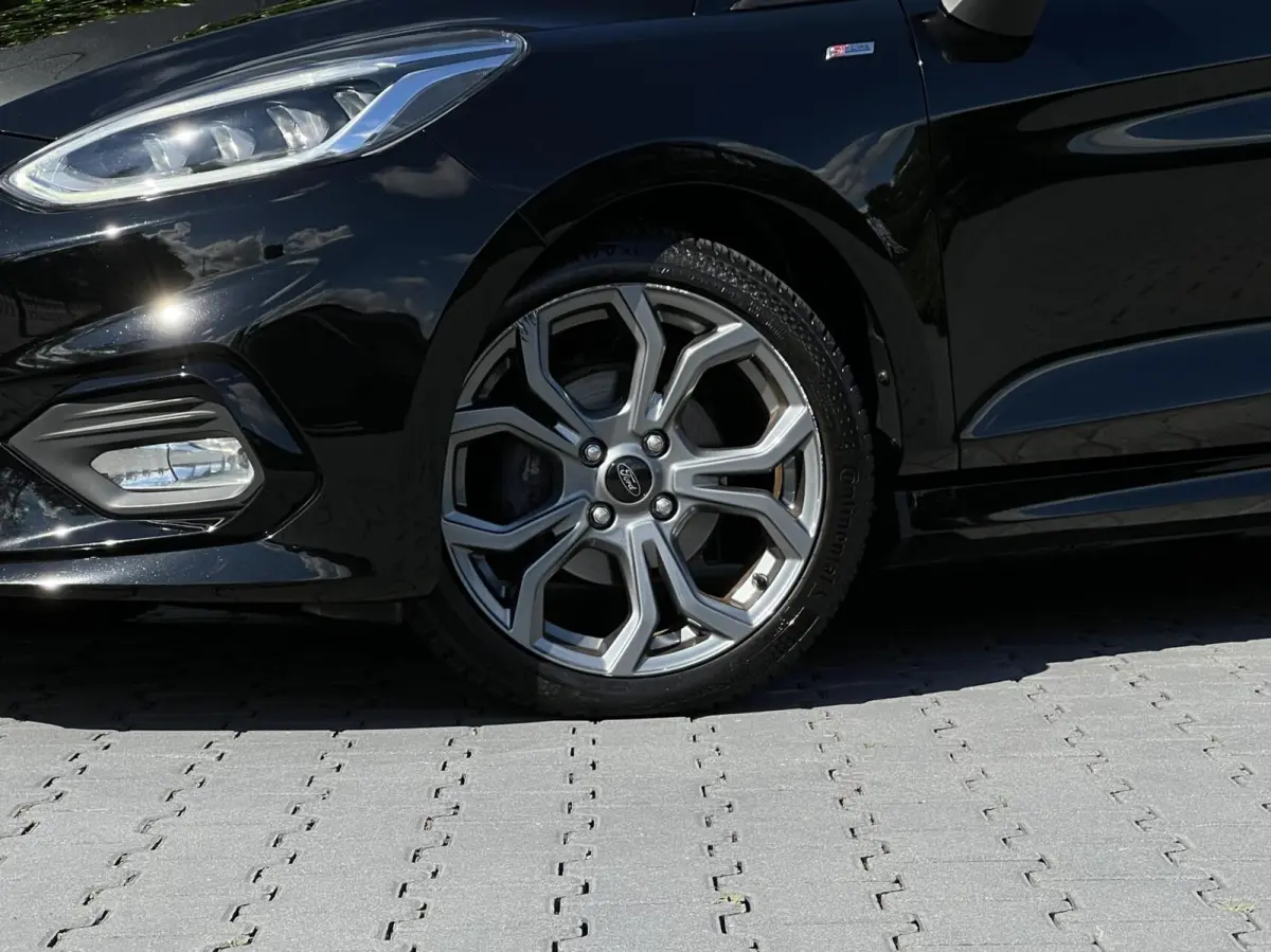1.0 EcoBoost, ST-LINE, NAVIGATIE, CRUISE CONTROL, CLIMATE CONTROL, STOEL/STUURVERWARMING, KEYLESS, PDC, LED, LICHTMETAAL 17"
