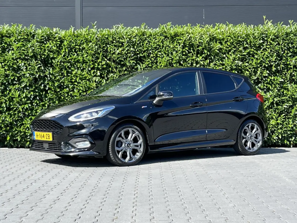 1.0 EcoBoost, ST-LINE, NAVIGATIE, CRUISE CONTROL, CLIMATE CONTROL, STOEL/STUURVERWARMING, KEYLESS, PDC, LED, LICHTMETAAL 17"