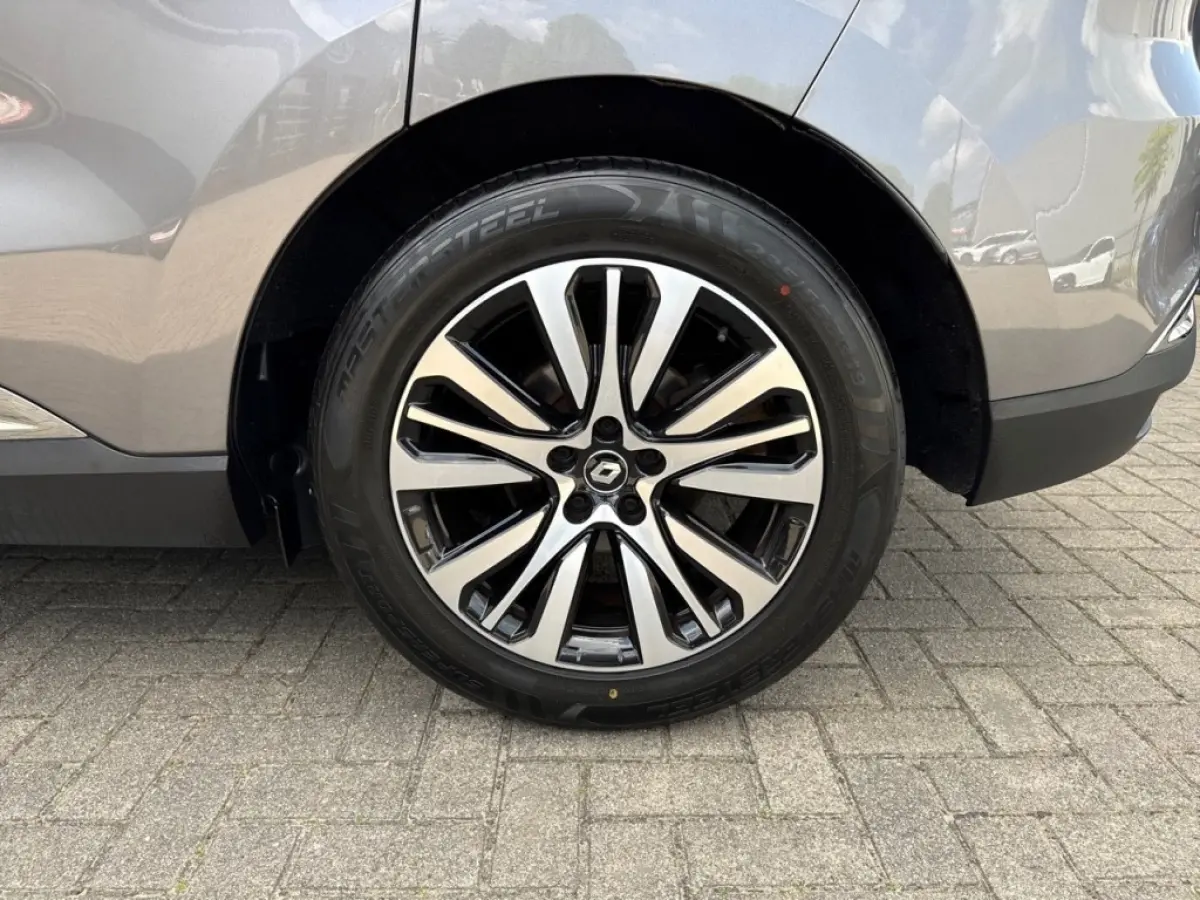 1.6 dCi INITIALE PARIS 7PERS. TREKHAAK/CAMERA/ELEK-KLEP/LEDER/BOSE/ACC/STOELVERW