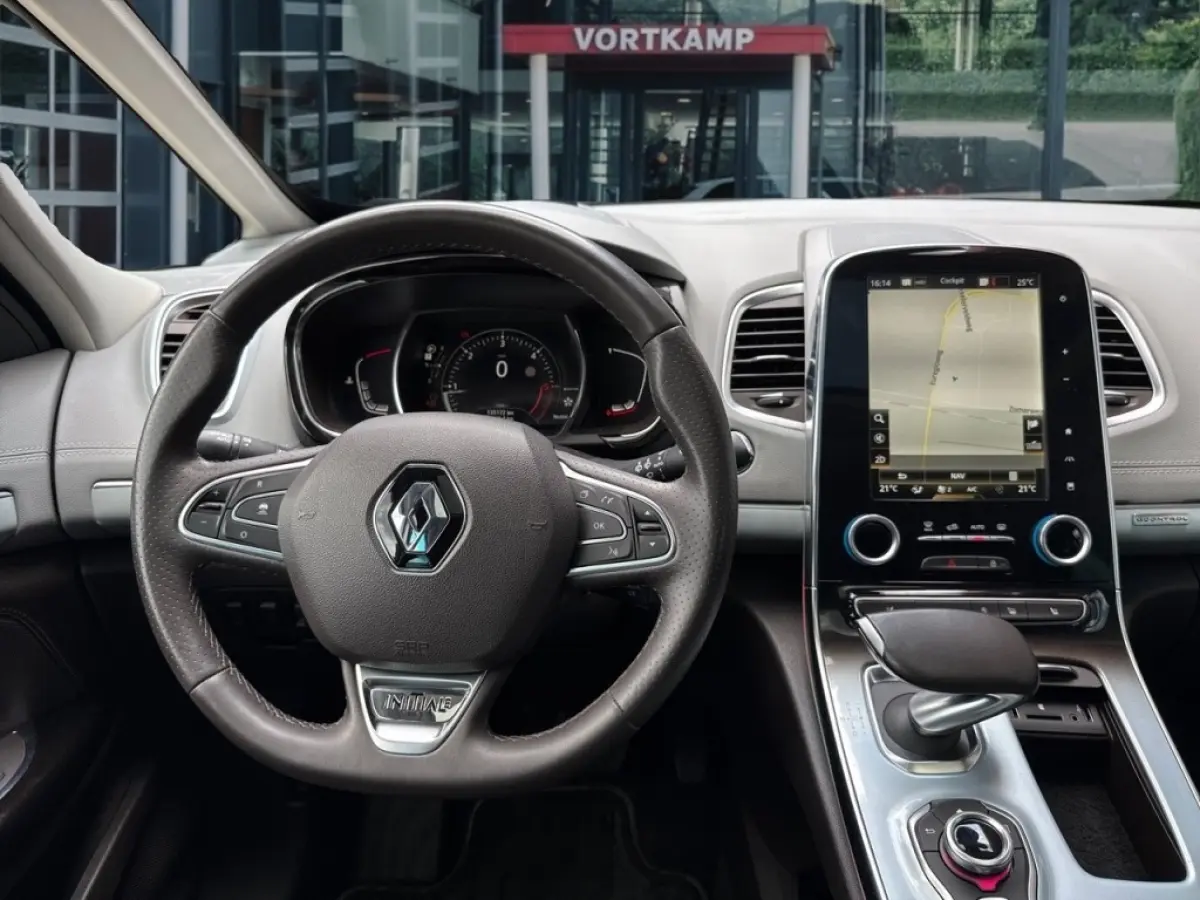1.6 dCi INITIALE PARIS 7PERS. TREKHAAK/CAMERA/ELEK-KLEP/LEDER/BOSE/ACC/STOELVERW