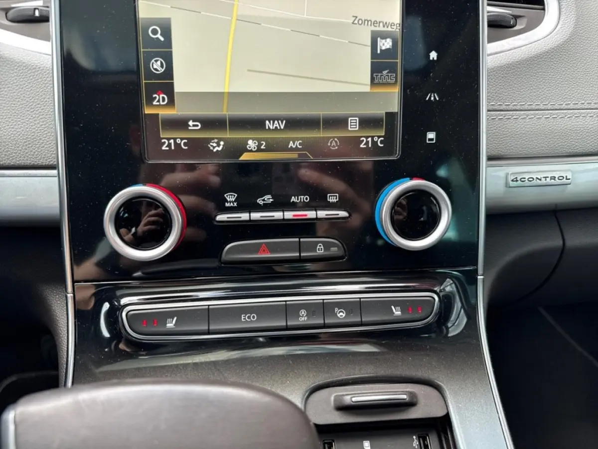 1.6 dCi INITIALE PARIS 7PERS. TREKHAAK/CAMERA/ELEK-KLEP/LEDER/BOSE/ACC/STOELVERW