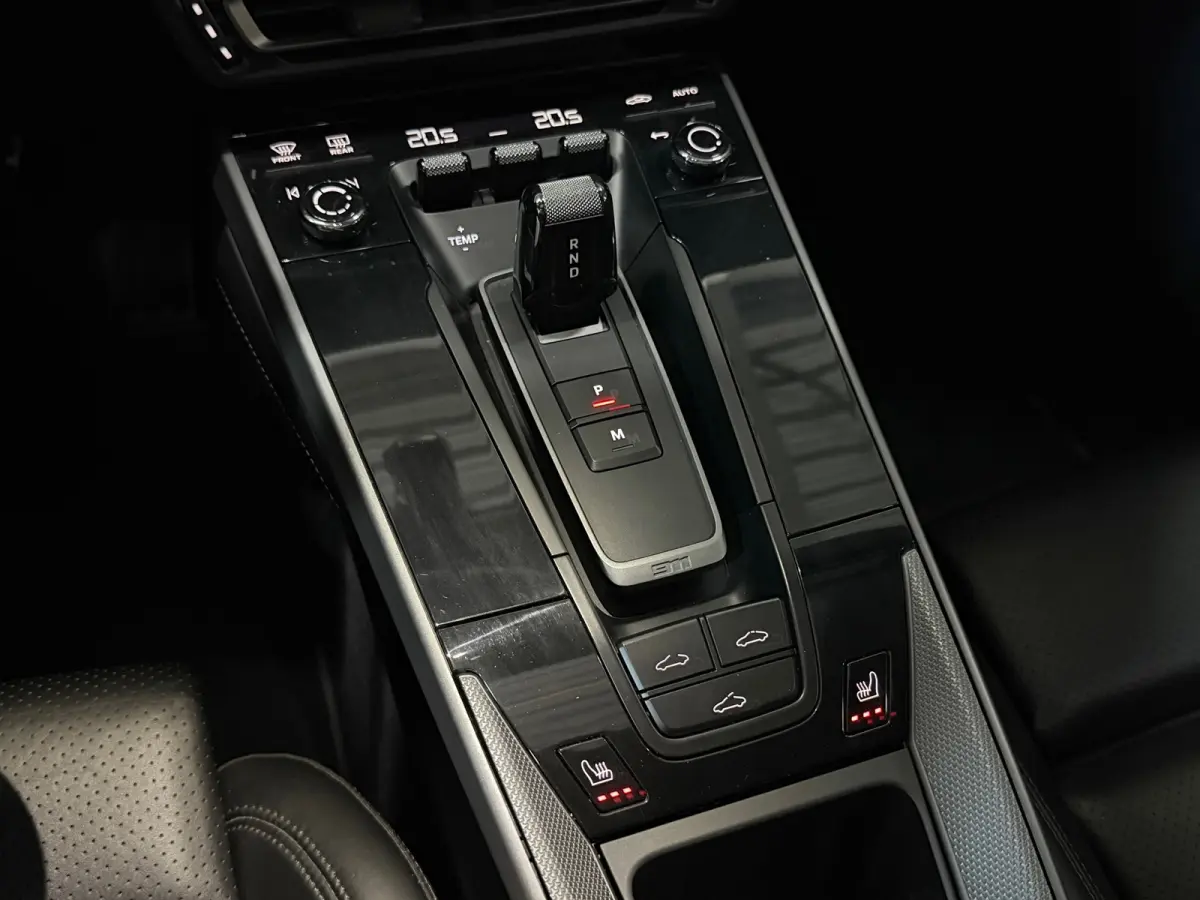 3.0 Carrera, Sport Chrono, Panoramadak, Bose