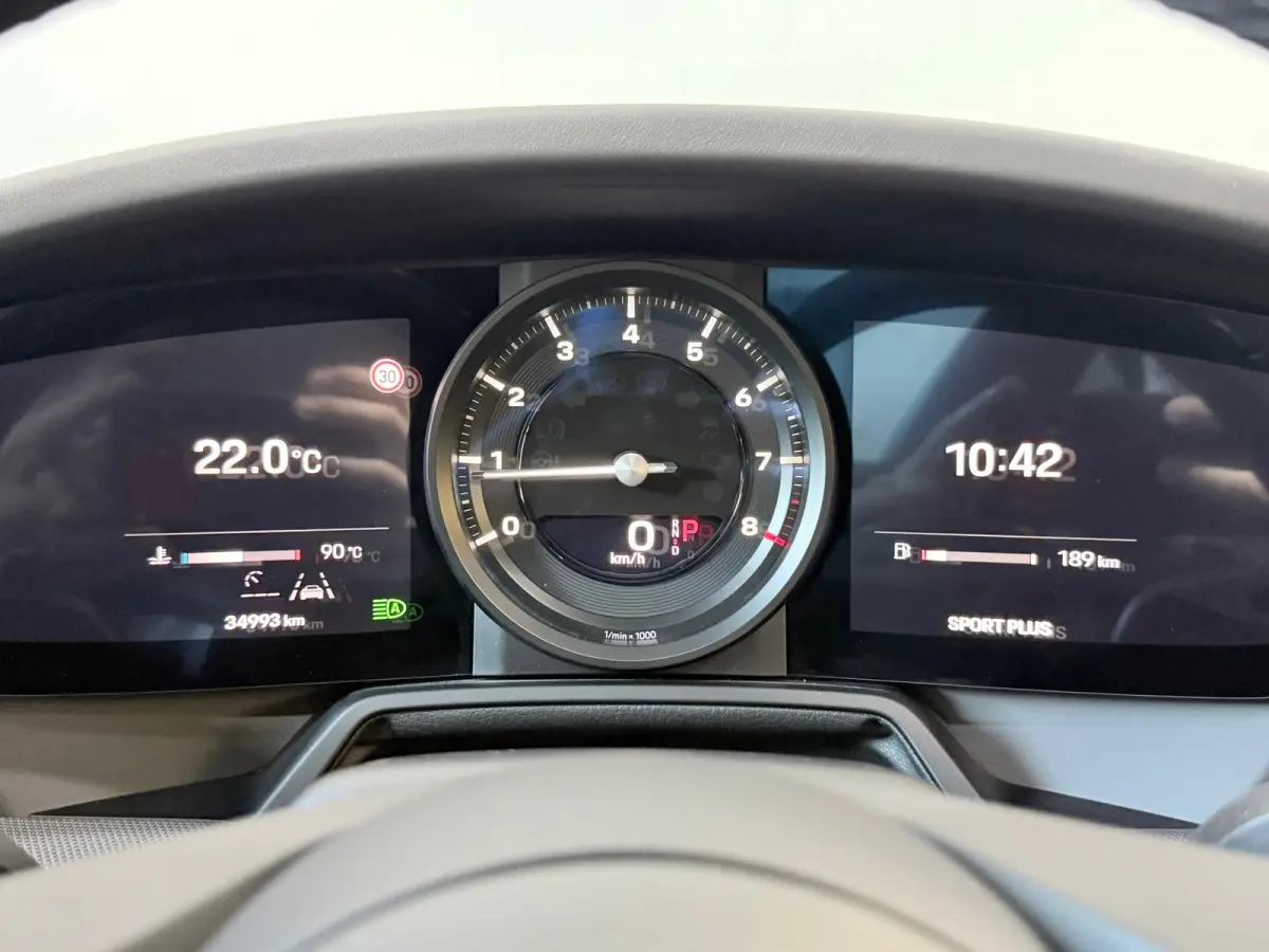 3.0 Carrera, Sport Chrono, Panoramadak, Bose