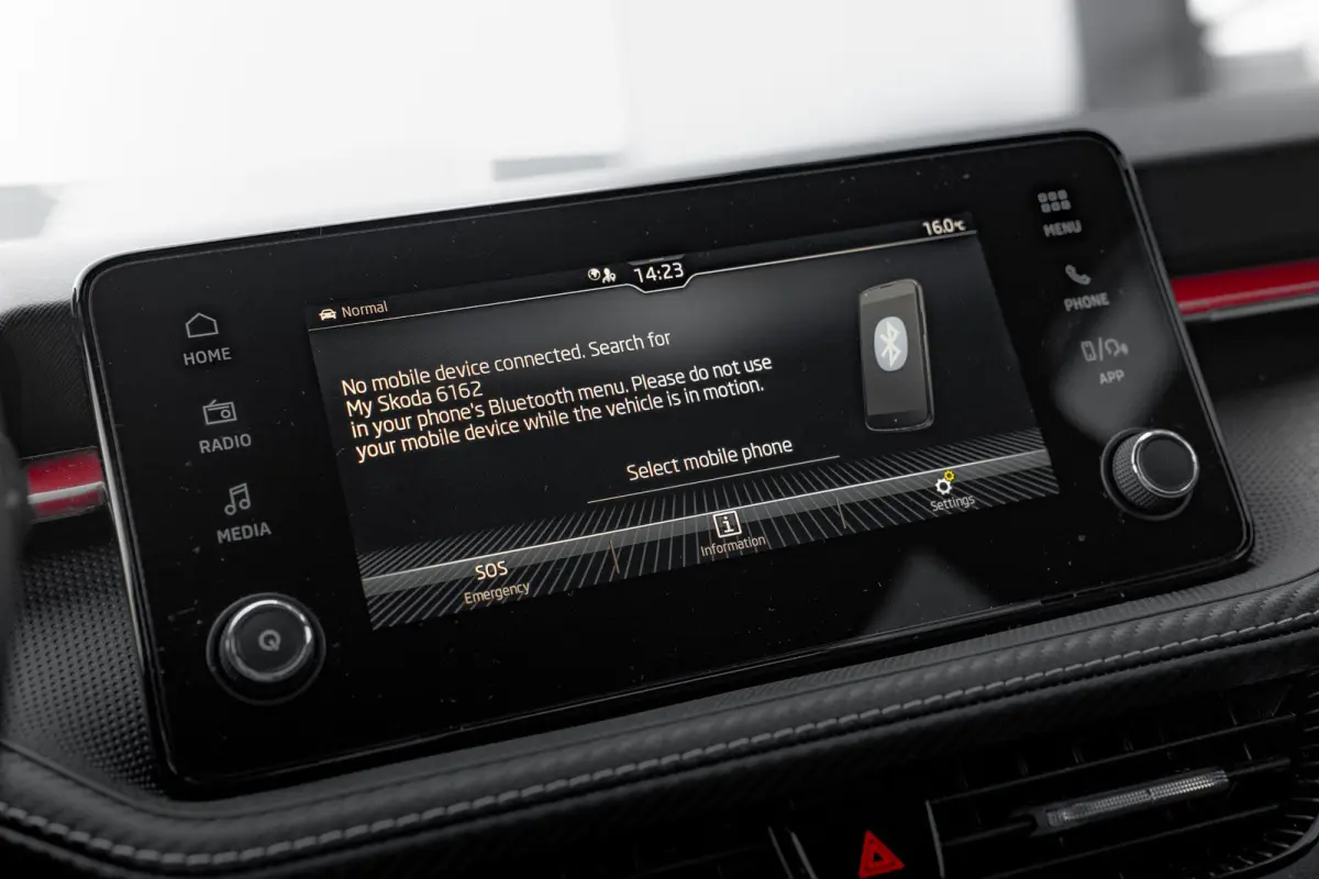 1.0 TSI 115 PK Monte Carlo Achteruitrijcamera | Virtual cockpit | Keyless | Carplay | Sfeerverlichting