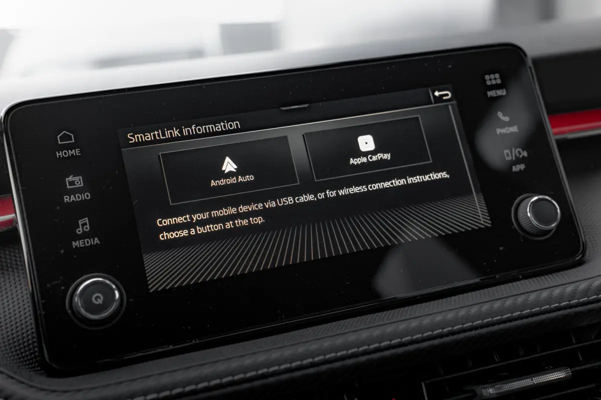 1.0 TSI 115 PK Monte Carlo Achteruitrijcamera | Virtual cockpit | Keyless | Carplay | Sfeerverlichting