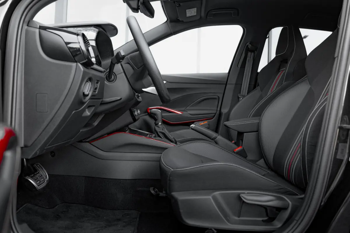 1.0 TSI 115 PK Monte Carlo Achteruitrijcamera | Virtual cockpit | Keyless | Carplay | Sfeerverlichting