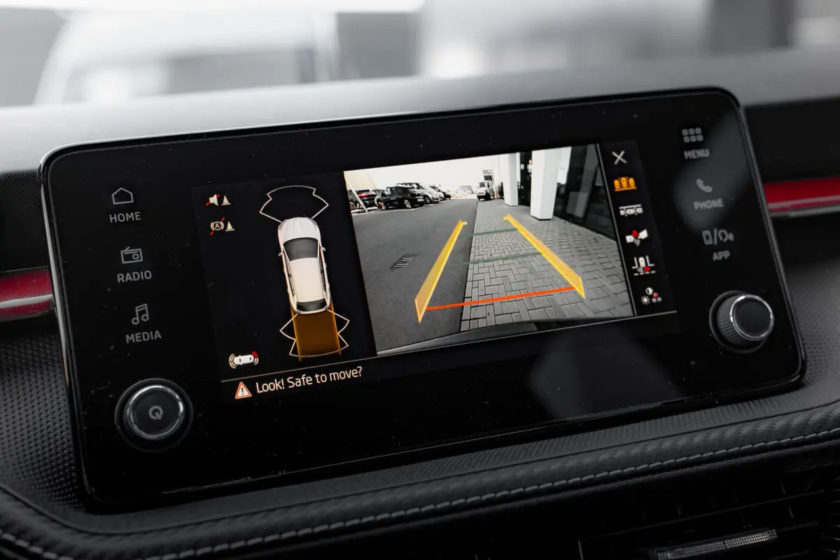 1.0 TSI 115 PK Monte Carlo Achteruitrijcamera | Virtual cockpit | Keyless | Carplay | Sfeerverlichting