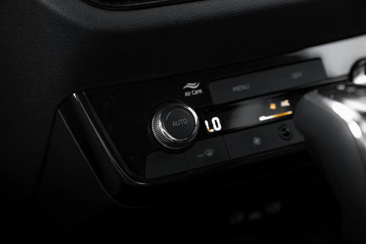 1.0 TSI 115 PK Monte Carlo Achteruitrijcamera | Virtual cockpit | Keyless | Carplay | Sfeerverlichting