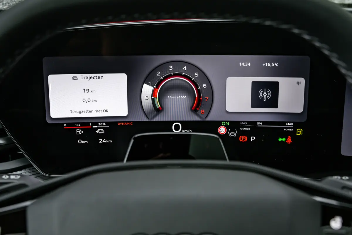 S edition | Audi virtual cockpit | Exterieurpakket zwart | Hemelbekleding in zwart
