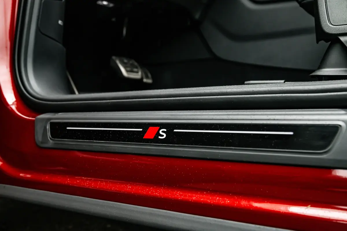 S edition | Audi virtual cockpit | Exterieurpakket zwart | Hemelbekleding in zwart