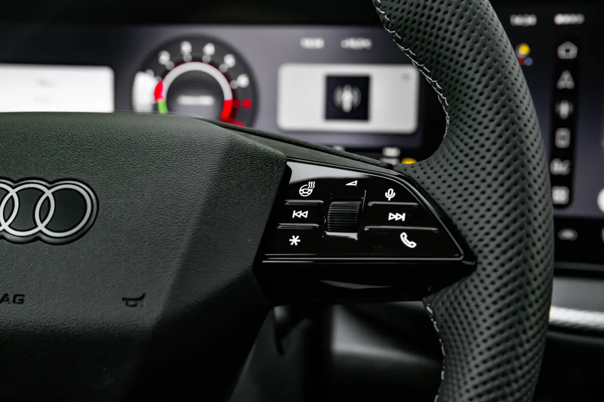 S edition | Audi virtual cockpit | Exterieurpakket zwart | Hemelbekleding in zwart