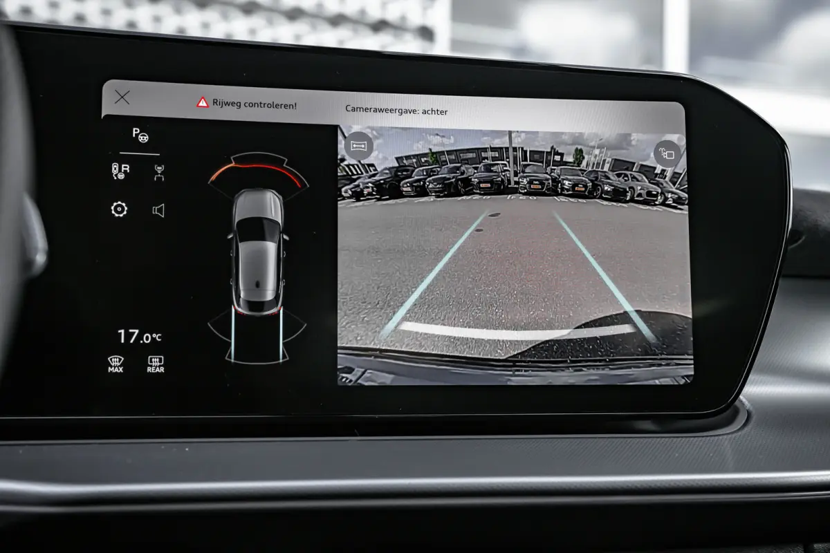 S edition | Adaptive cruise control | Audi sound system | Cruise control