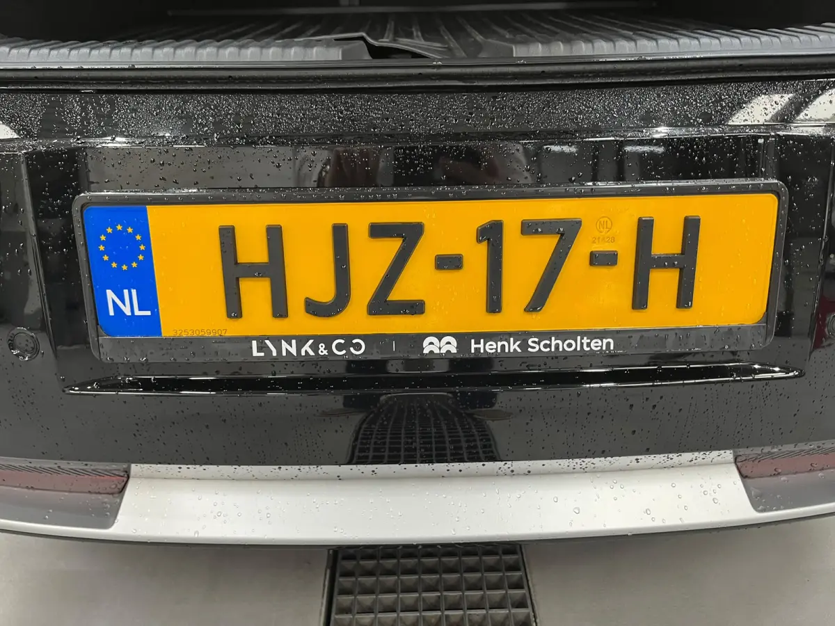 More 66 kWh | ORIGINEEL NEDERLANDSE AUTO | 445 km elektrisch bereik | 360º Camera | Harman/Kardon | Panoramadak | Adaptive Cruiscontrol |