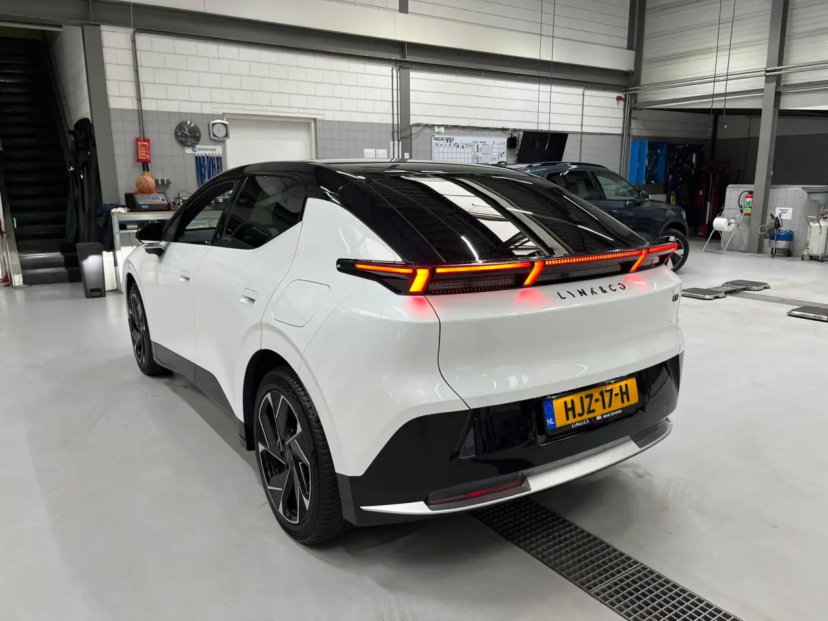 More 66 kWh | ORIGINEEL NEDERLANDSE AUTO | 445 km elektrisch bereik | 360º Camera | Harman/Kardon | Panoramadak | Adaptive Cruiscontrol |