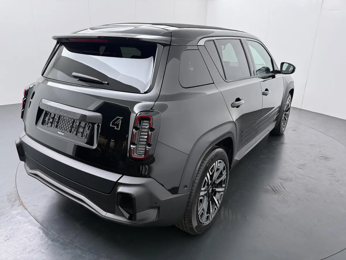Iconic "plein sud" 150 Pk comfort range | pack advanced driving assist | Harman Kardon |