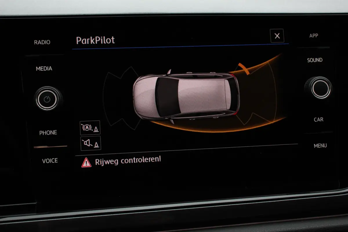 1.0 TSI 116pk DSG Highline Apple Carplay/Android Auto Adaptive cruise control Parkeersensoren Verwarmde voorstoelen Afneembare trekhaak
