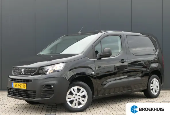 1.5 BlueHDI Premium | Lichtmetalen Velgen | Bijrijdersbank | CarPlay/Android Auto | Schuifdeur | Trekhaak