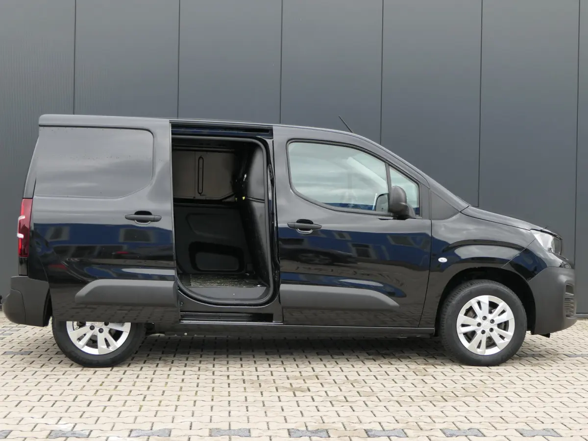 1.5 BlueHDI Premium | Lichtmetalen Velgen | Bijrijdersbank | CarPlay/Android Auto | Schuifdeur | Trekhaak