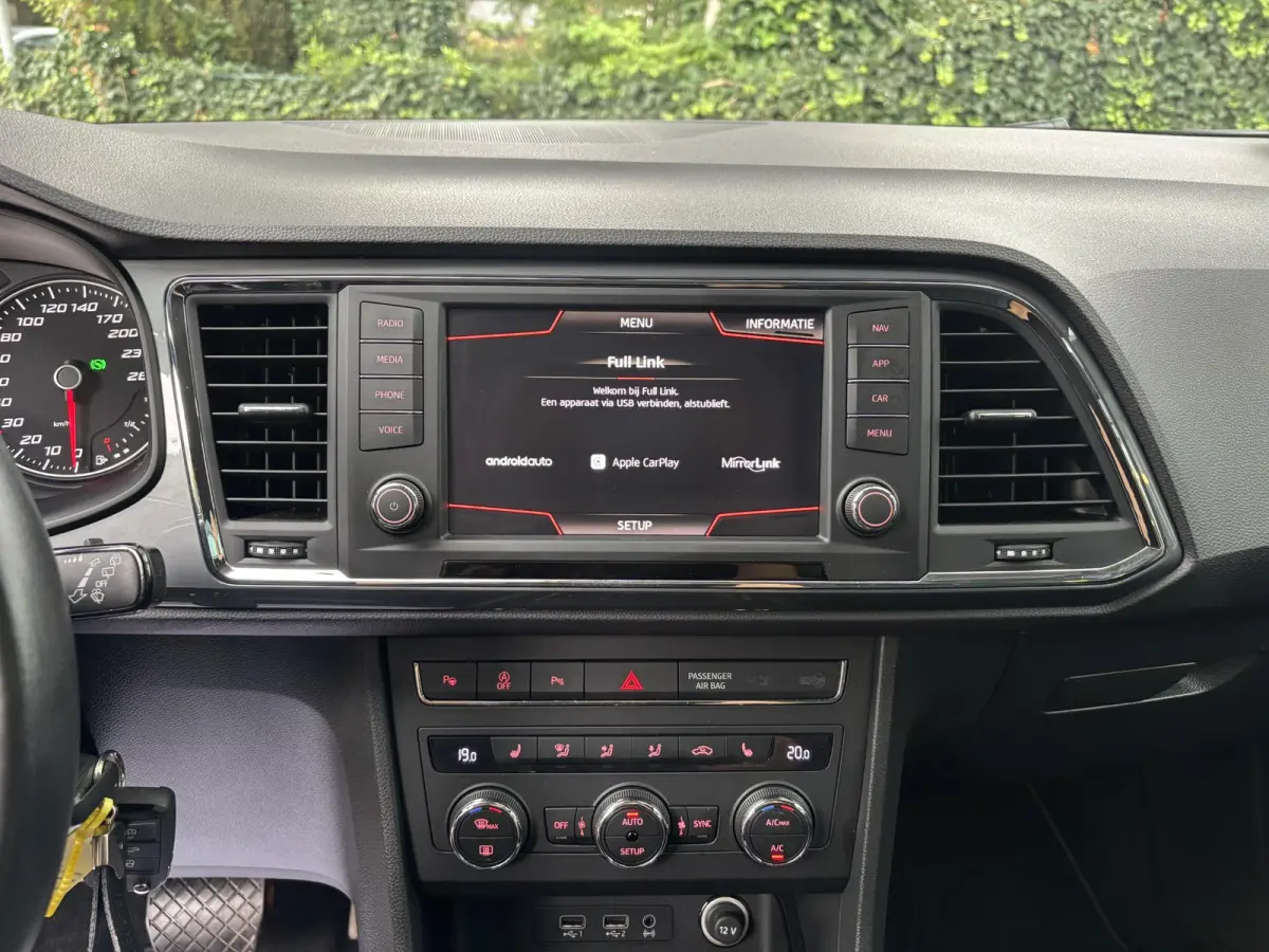 1.4 TSI DSG Style|Trekhaak|App-Connect|Stoelver.