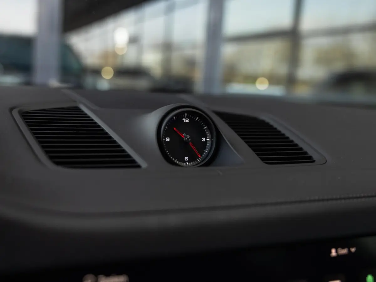 3.0 E-Hybrid Platinum Edition | SPORTDESIGN | SPORTCHRONO | MOONLIGHTBLUE | ELEKTR. TREKHAAK | SOFTCLOSE | ADAPTIVE CRUISE CONTROL | HEAD-UP | BOSE | 22 INCH | PASM LUCHTVERING | PANORAMA/SC