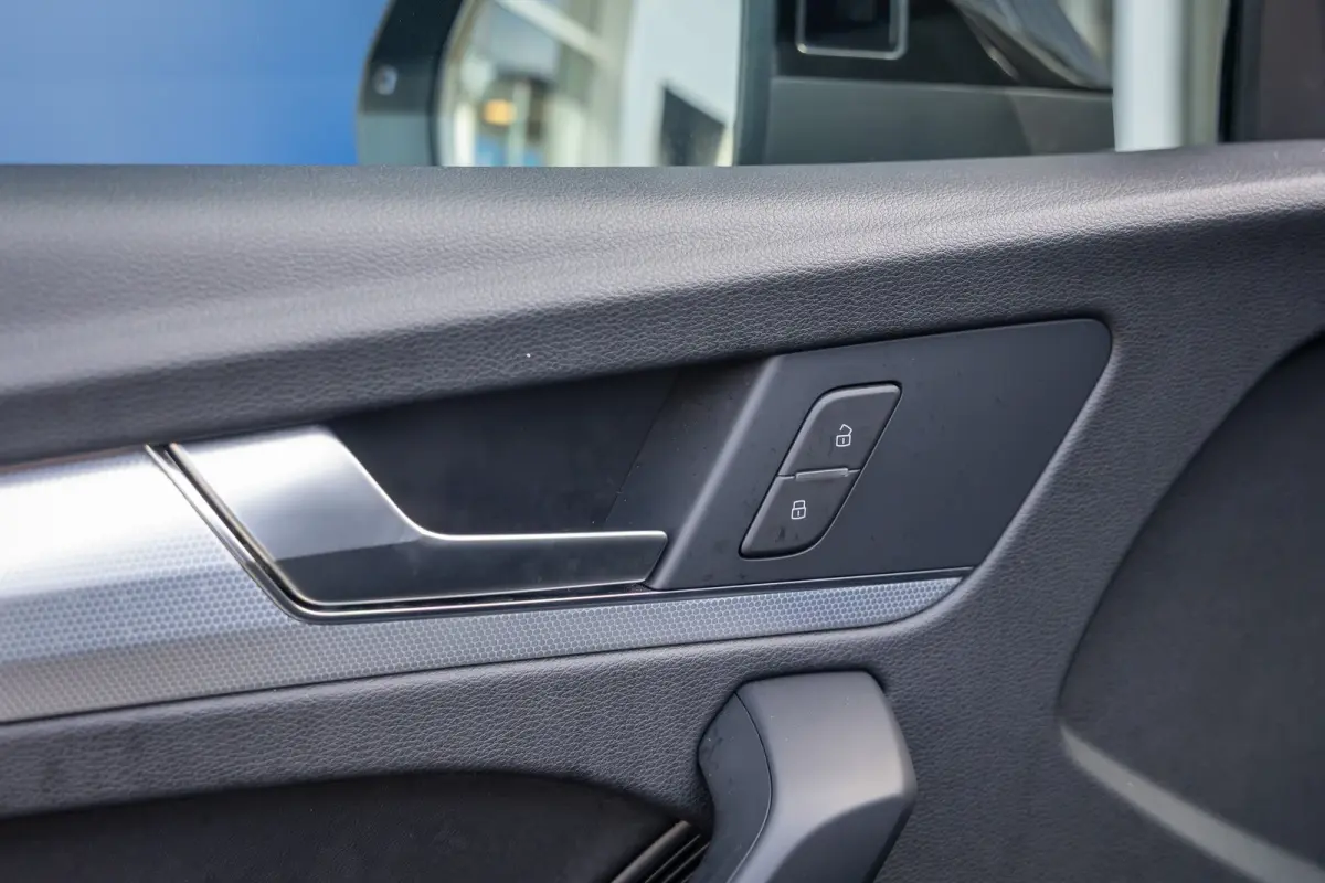 55 TFSI e S edition | Pano | Massage | Leder | Luchtvering | 360 camera | B&O o | 20'' | Cruise adaptief | Apple Carplay/Android Auto | Stoel+stuur verwarming | Apple Carplay/Android Auto|te