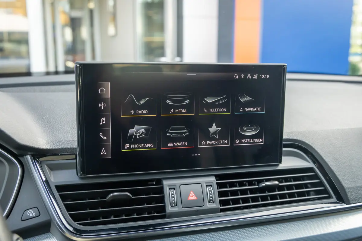 55 TFSI e S edition | Pano | Massage | Leder | Luchtvering | 360 camera | B&O o | 20'' | Cruise adaptief | Apple Carplay/Android Auto | Stoel+stuur verwarming | Apple Carplay/Android Auto|te