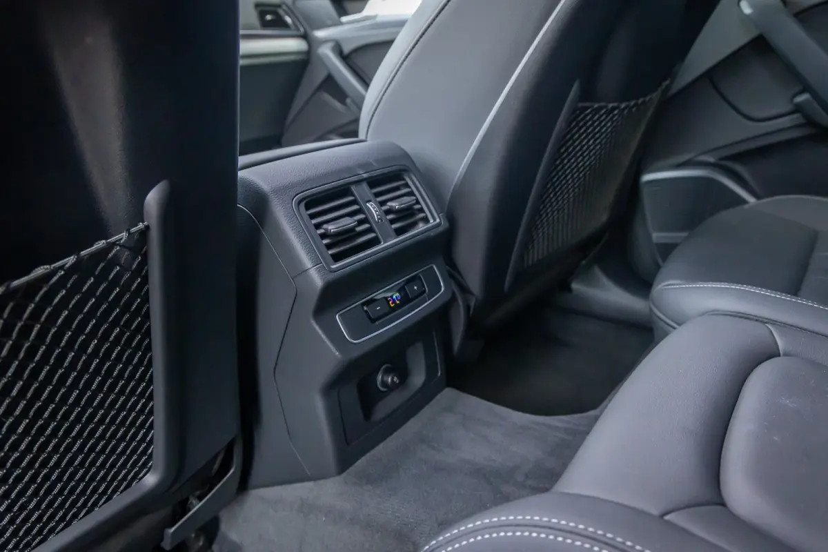 55 TFSI e S edition | Pano | Massage | Leder | Luchtvering | 360 camera | B&O o | 20'' | Cruise adaptief | Apple Carplay/Android Auto | Stoel+stuur verwarming | Apple Carplay/Android Auto|te